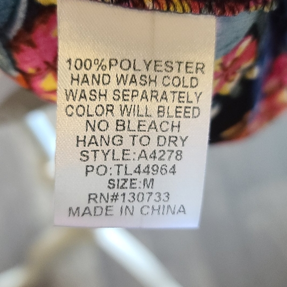 Blouse - Picture 9 of 9